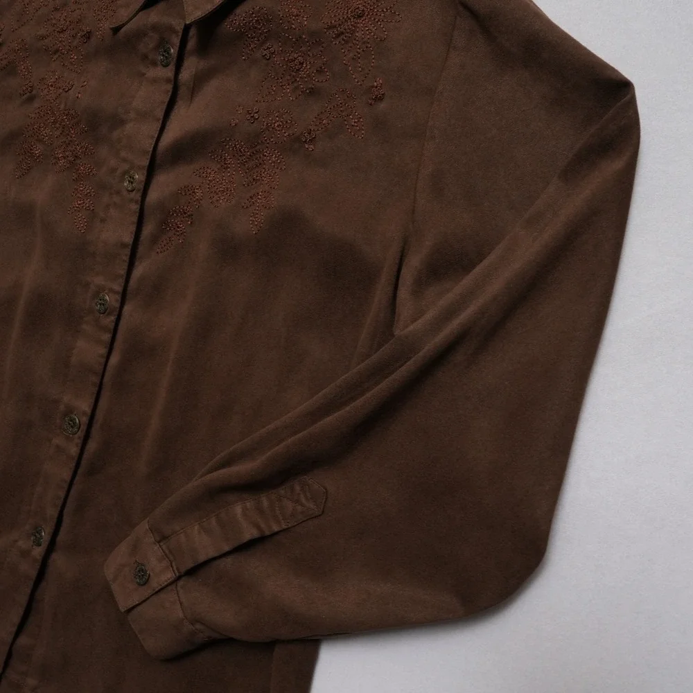 Alfred Dunner Shirt Womens 12P Brown Faux Suede Embroidered Petite Button Up